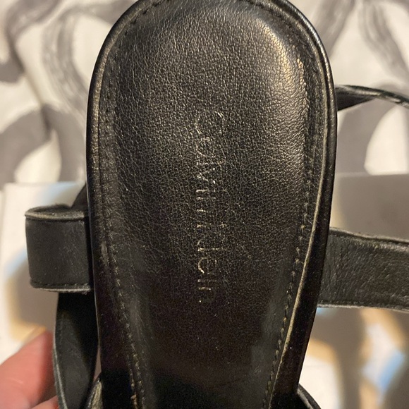 Leather heels - Picture 2 of 6